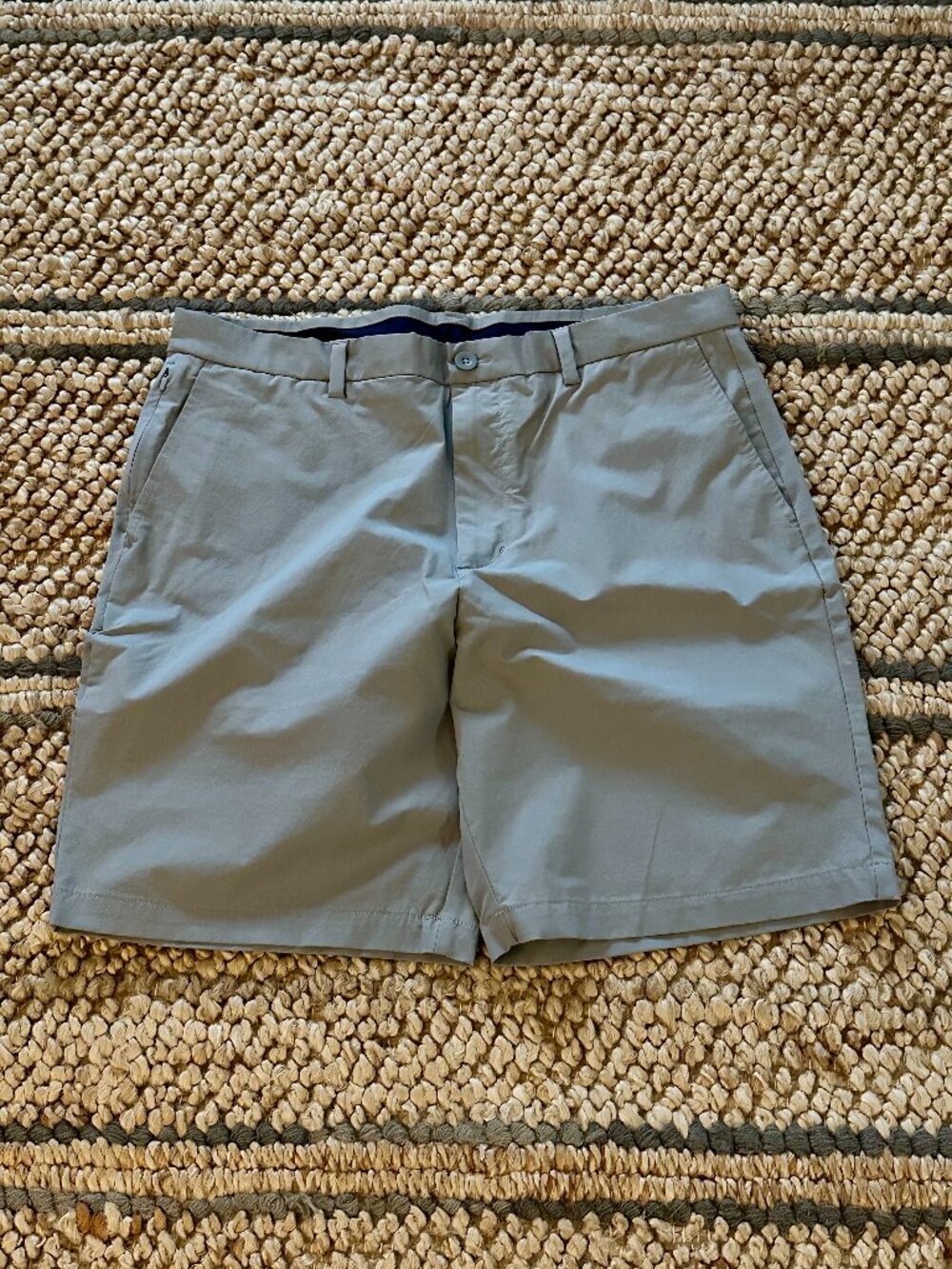 Vineyard Vines Performance 7" On-The-Go Shorts – Men’s 36 – Ultimate Gray